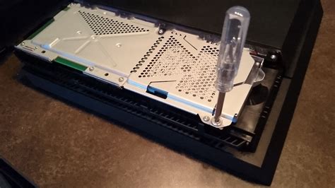 how to replace ps4 hard drive.